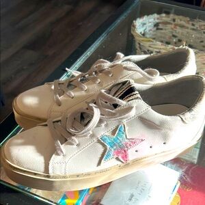 Shushop white Sneakers with Black Accents